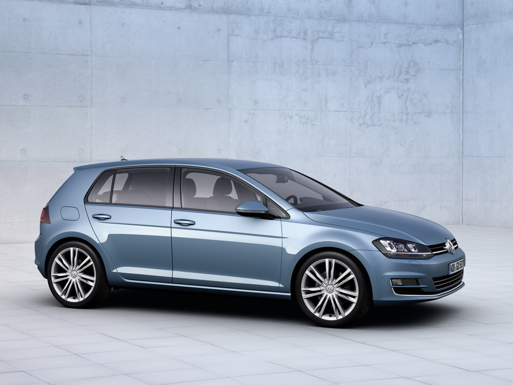 volkswagen-golf-7-2012-09-10760512zwvip.jpg