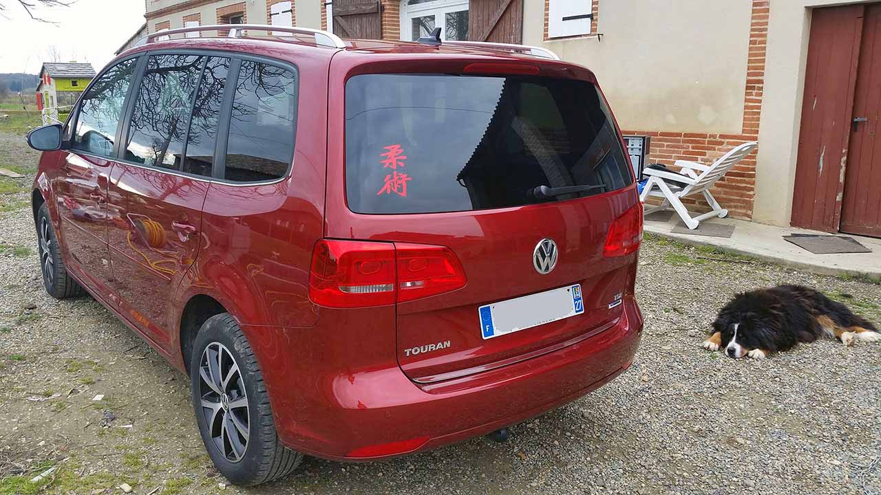 Et un petit kanji + baguette arrière