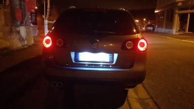 skyline apres.jpg (90.21 Kio) Vu 3291 fois feux arriere apres modif Skyline