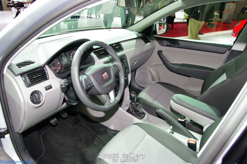 seat 02