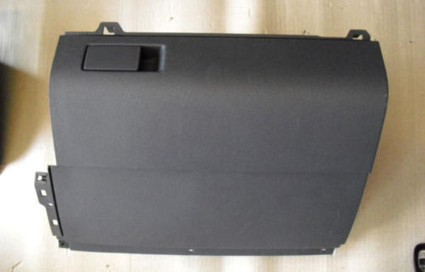 vw-touran-handschuhfach-foto-bild-53897508.jpg