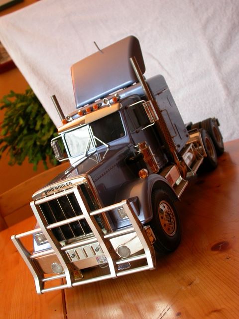 maquettecamion005rw4.jpg