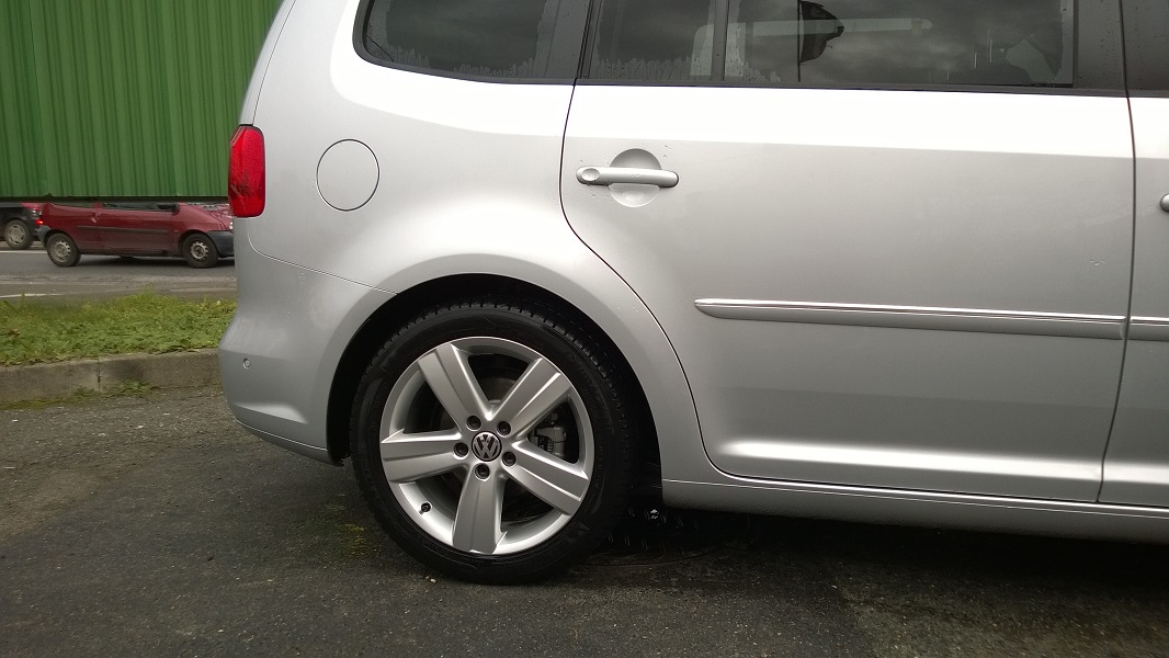 Touran rabaissé vu AR.jpg