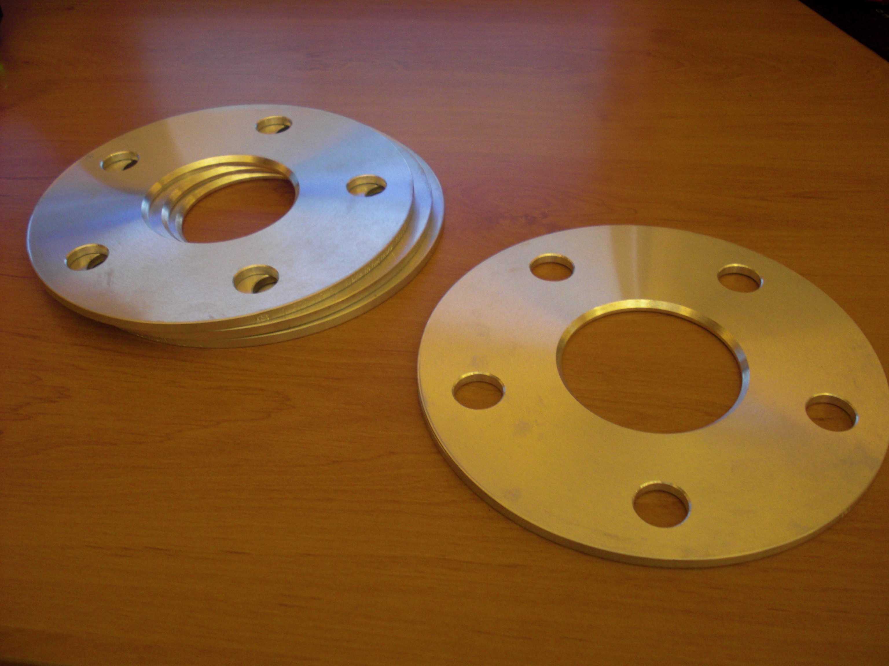 cales 5x112, alésage 57,1, épaisseur 4mm, agréé TÜV